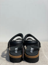 Lataa kuva Galleria-katseluun, New Feet 211-13-110 musta