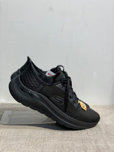 Lataa kuva Galleria-katseluun, Skechers Musta