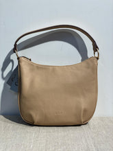 Lataa kuva Galleria-katseluun, Gabor ruskea laukku